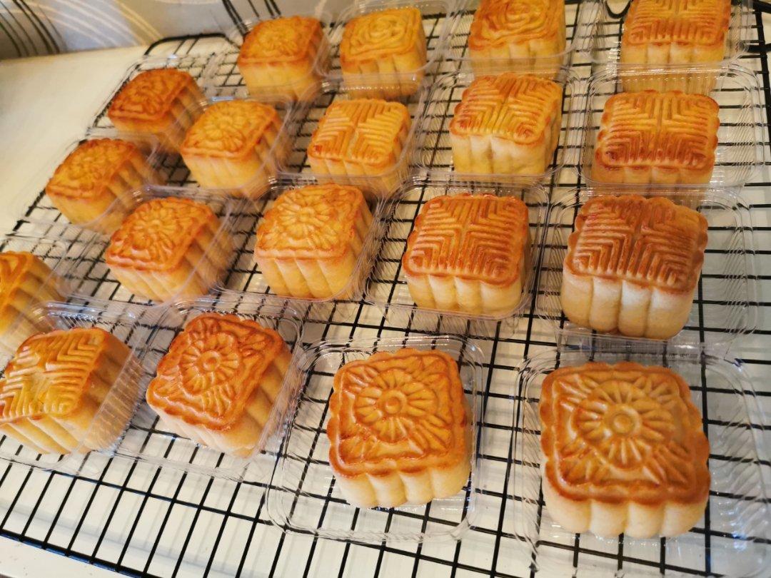 广式蛋黄月饼（75克、50克、各种规格都有）