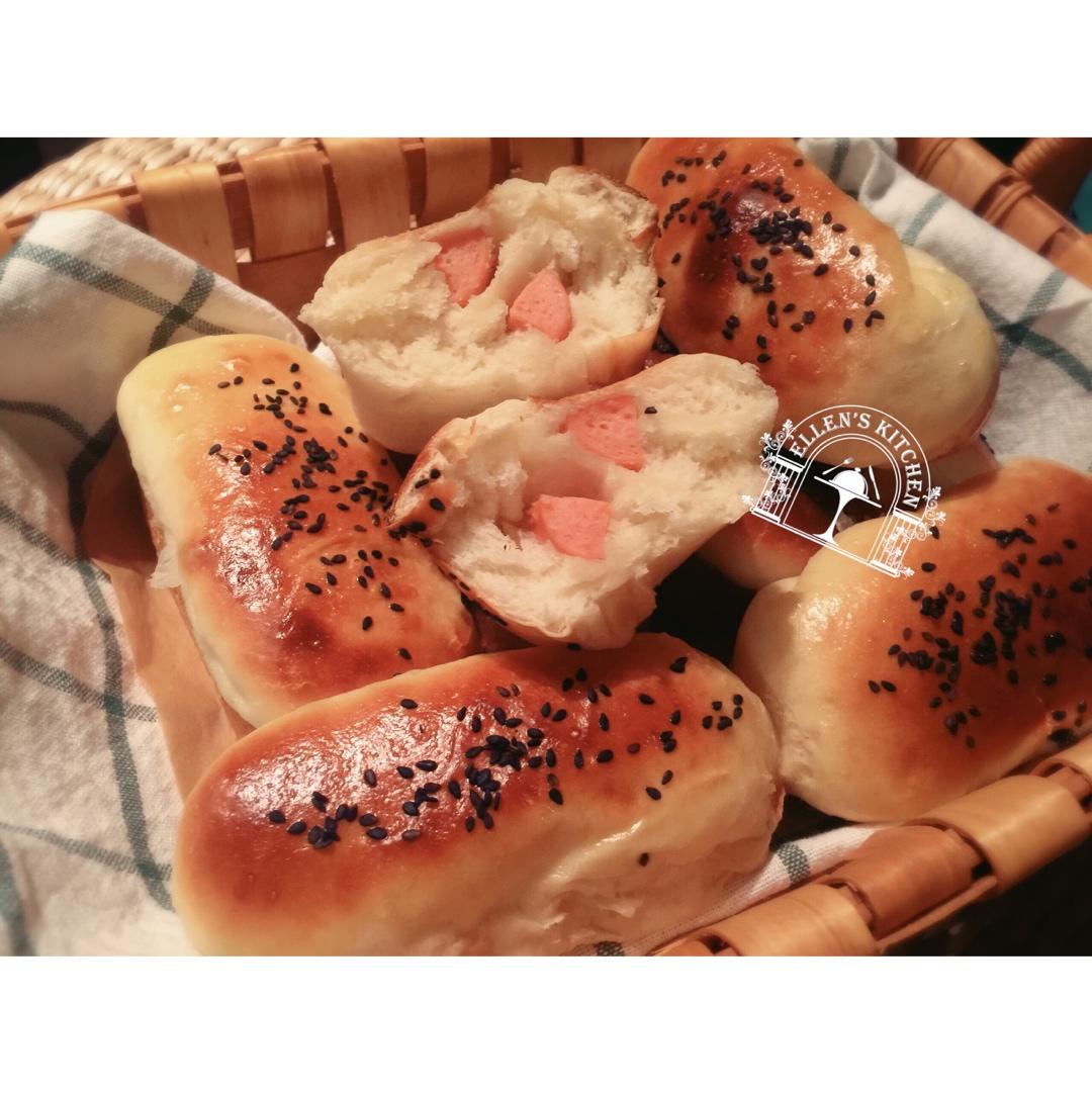 热狗面包卷