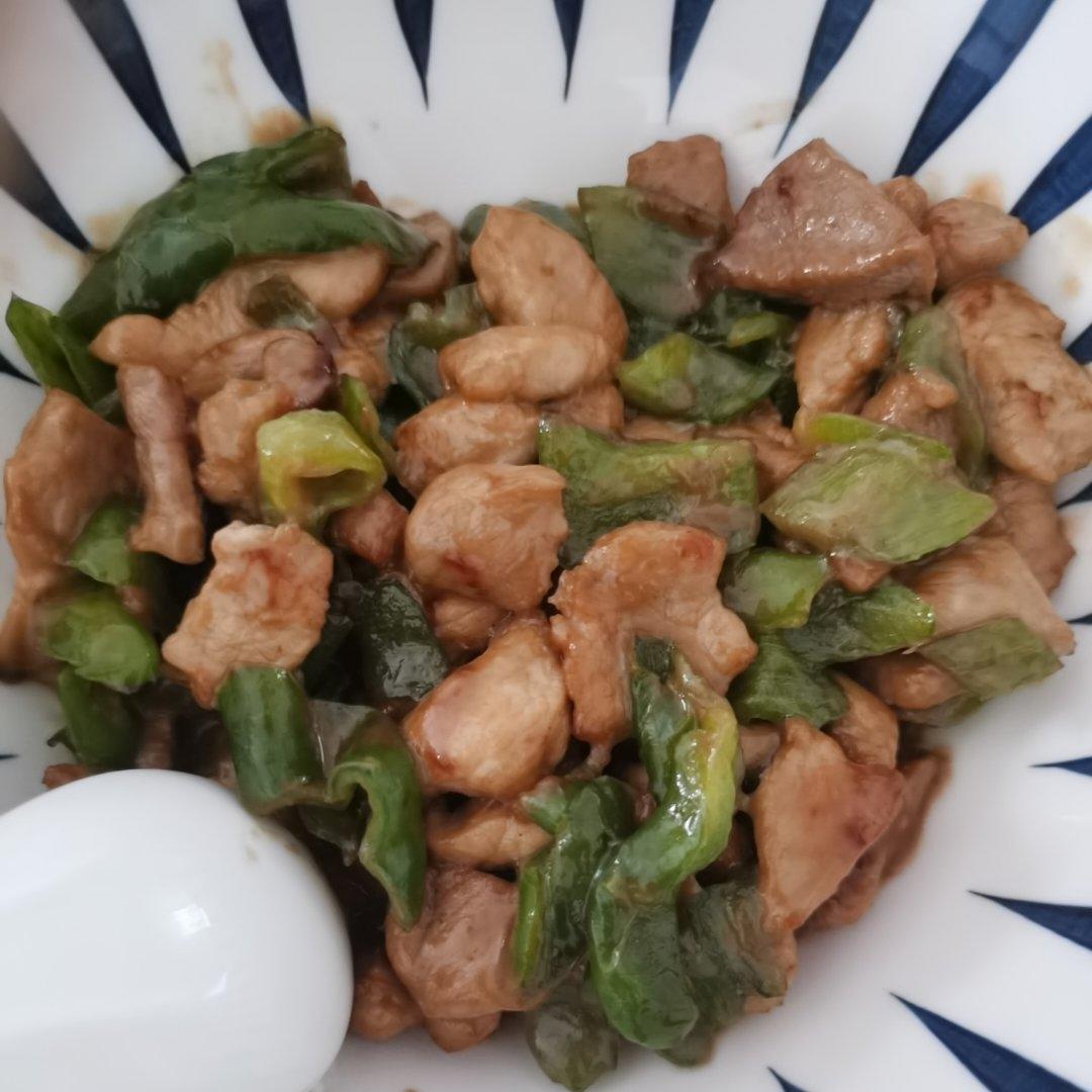‼️好吃到舔盘的青椒肉丝盖浇饭
