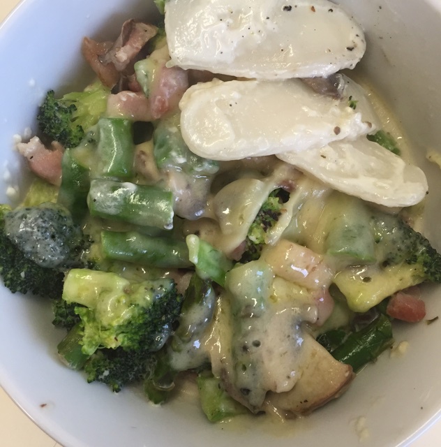 奶油蘑菇培根芝士焗年糕