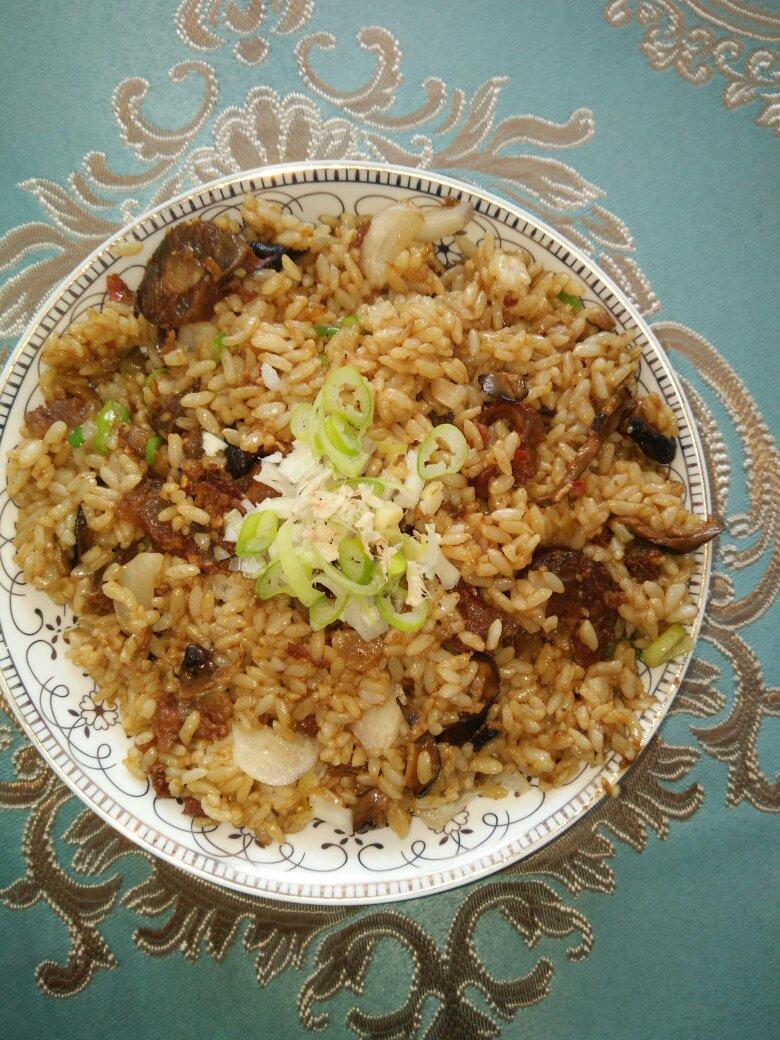 香菇油饭
