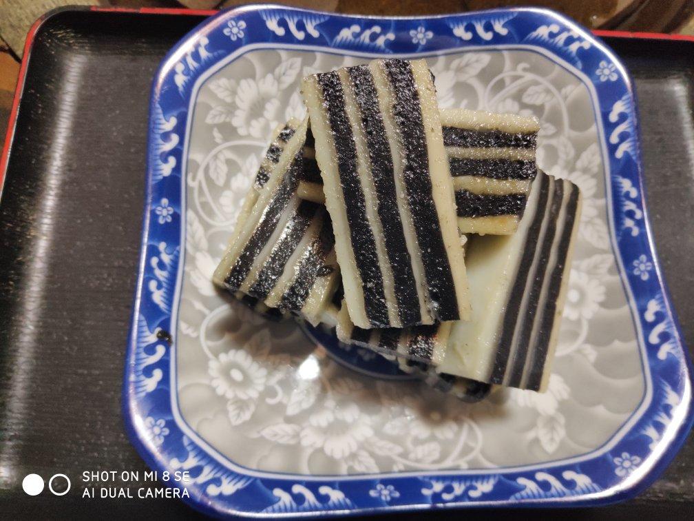 黑芝麻牛奶千层糕