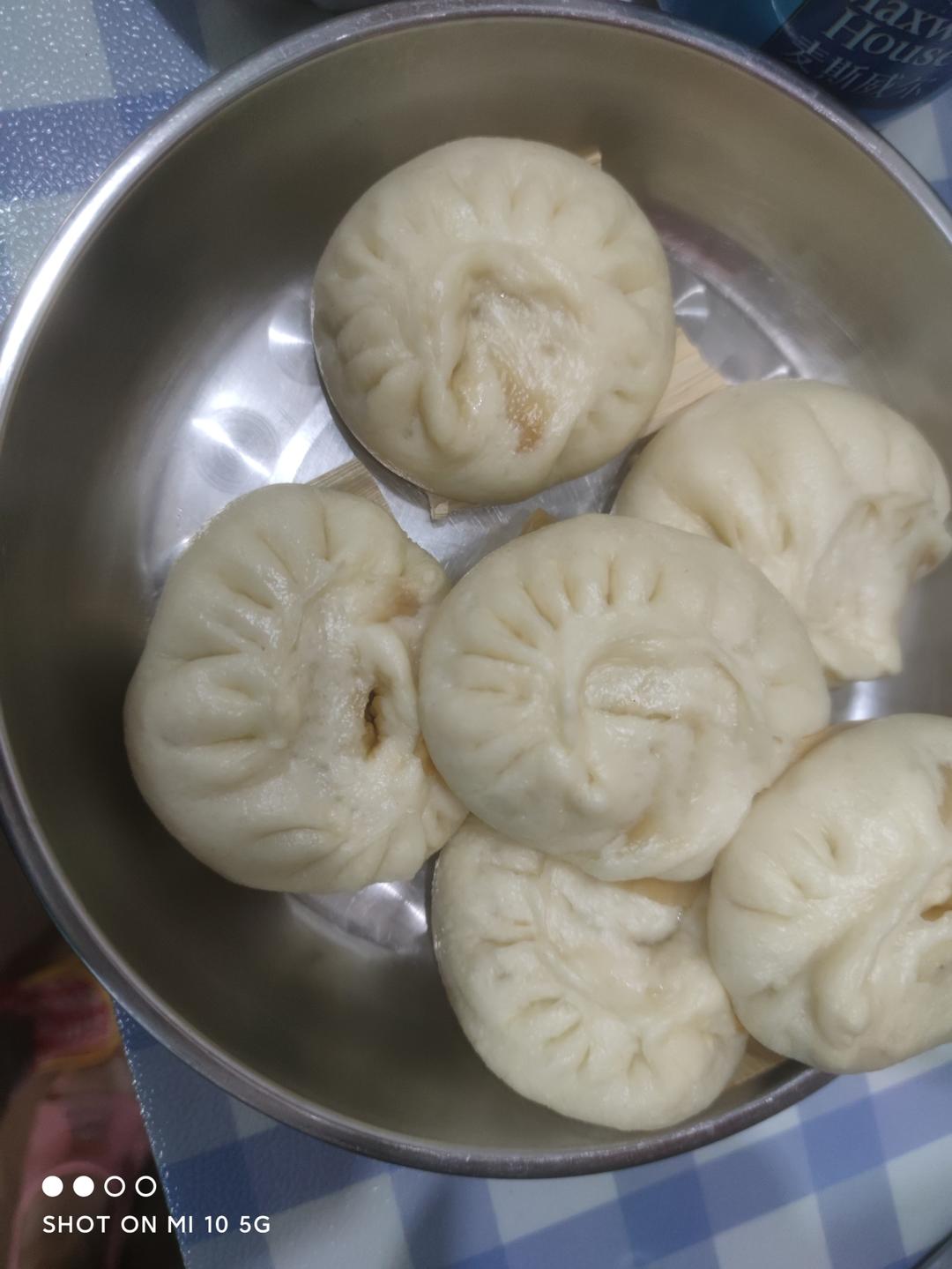 小笼包（秒杀市面上小笼包店的做法）