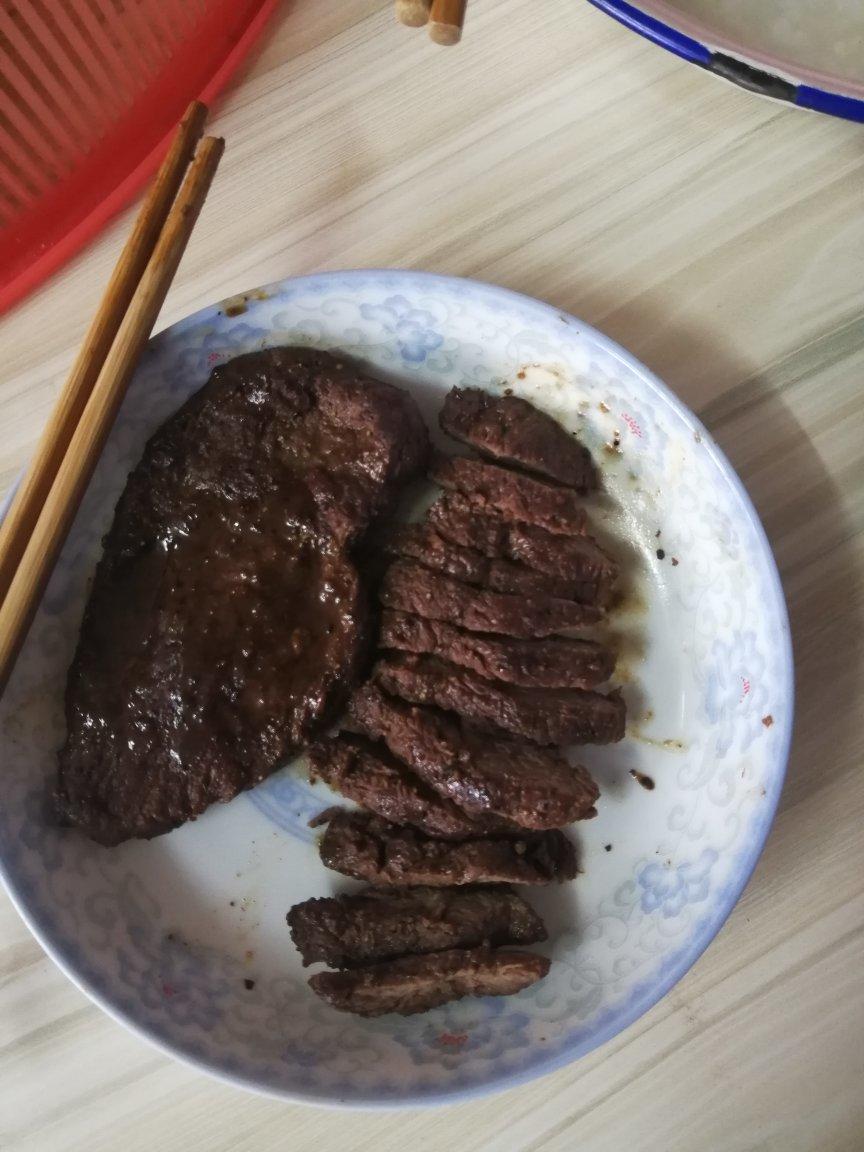 酱汁鸭胸肉