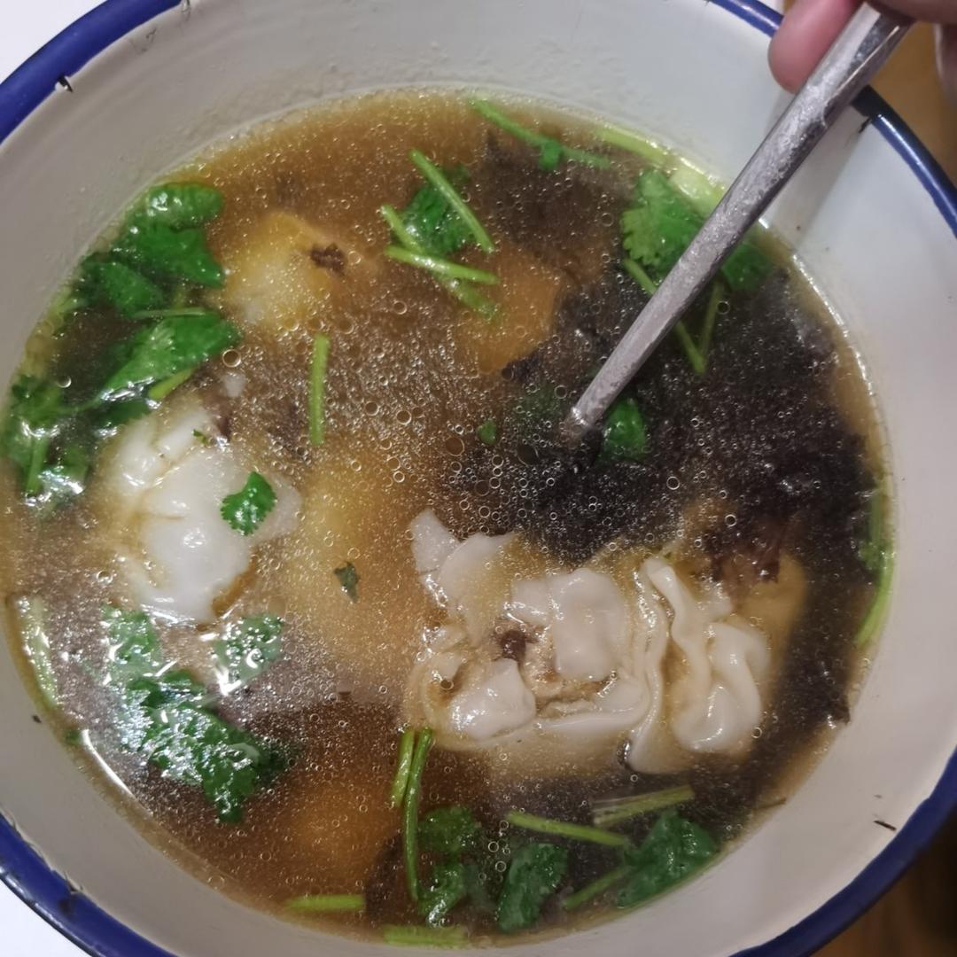 万能的馄饨汤底，可以开店那种