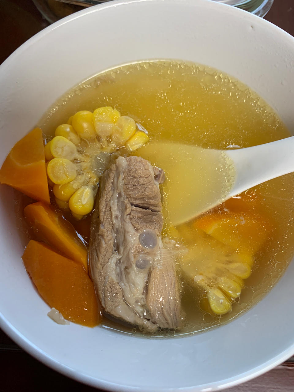 玉米排骨汤（电饭煲）