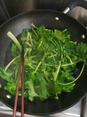 苔菜肉末粉丝煲【老爸拿手菜】的做法 步骤2