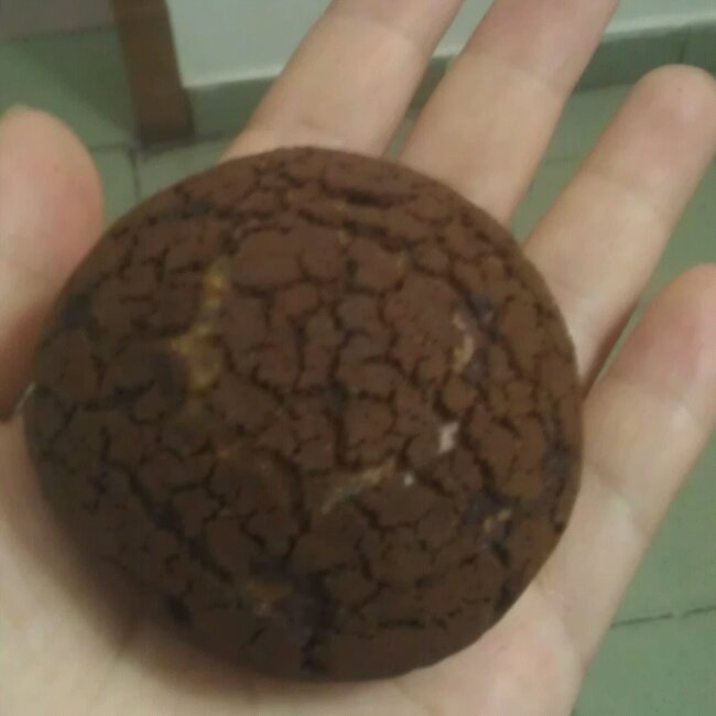 巧克力酥皮泡芙