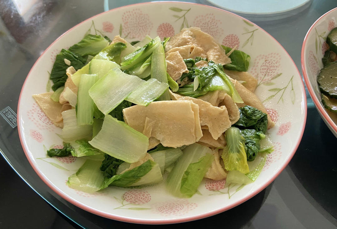 豆皮炒青菜好吃啊！