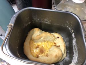 炸厨房|面包机做的云南火腿披萨的做法 步骤12