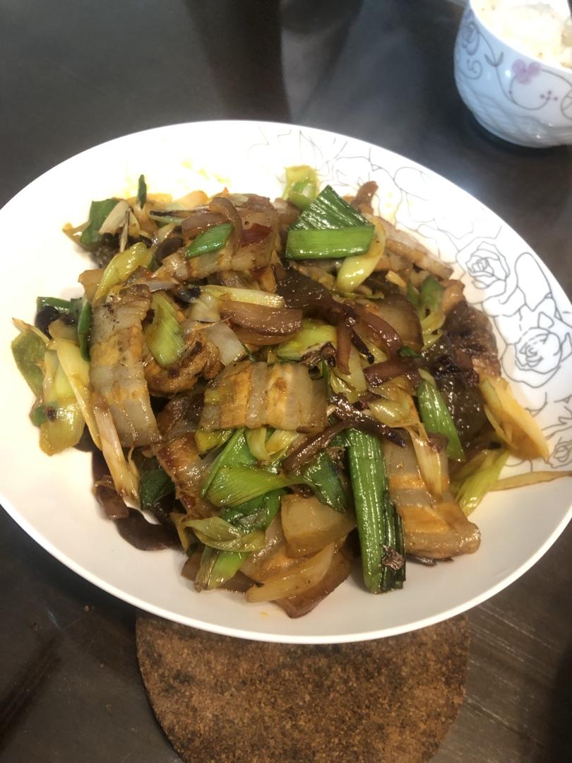 家常红芍块回锅肉（超详细做法）
