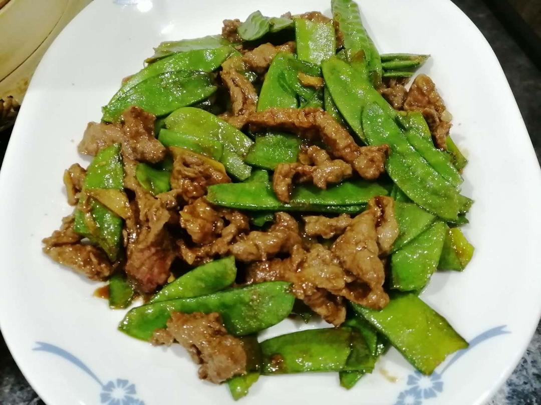 家常菜：荷兰豆炒牛肉 教你怎么做出非常嫩滑的牛肉