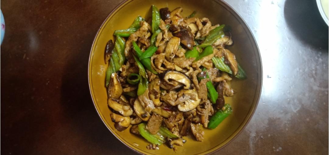 鲜香菇炒肉