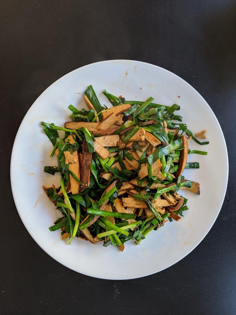 韭菜炒香干