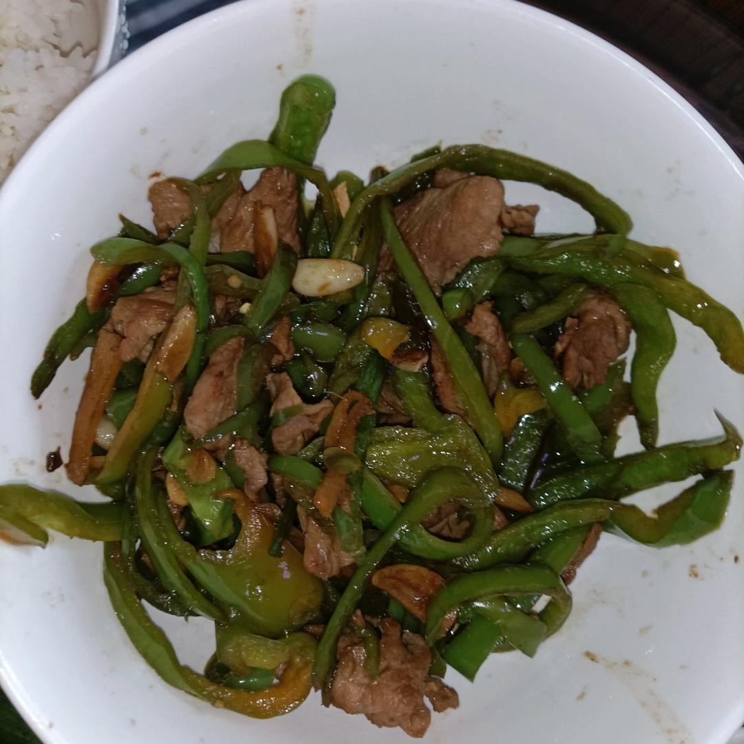 下饭神器👉青椒炒肉