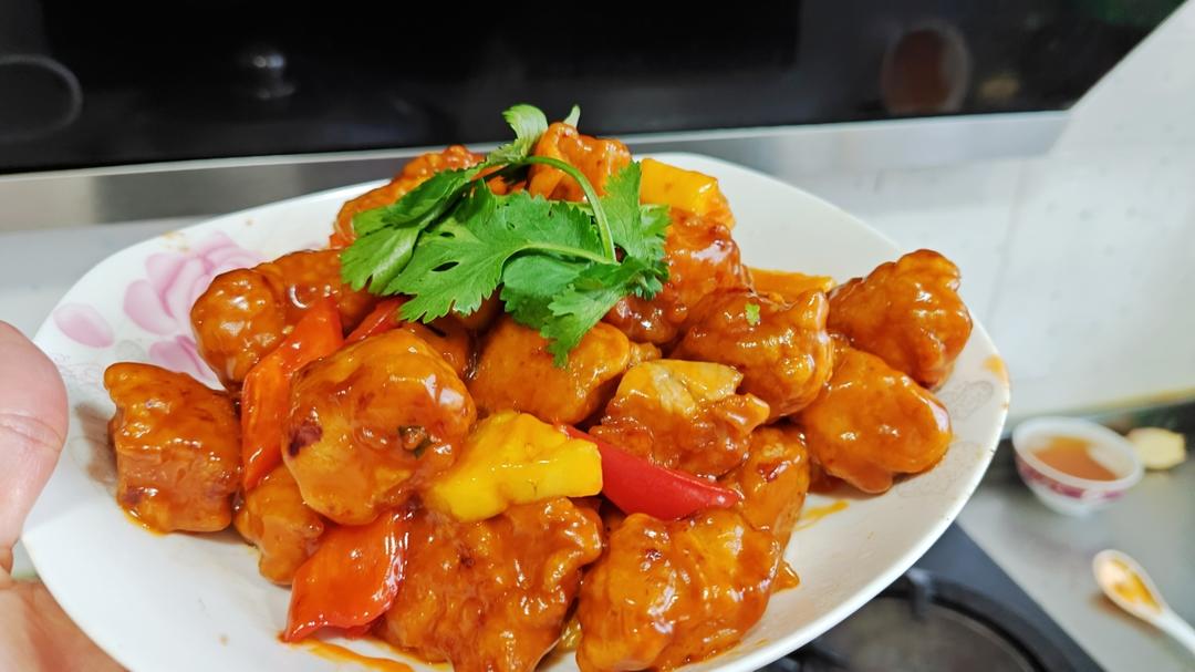 🍍酸甜菠萝咕噜肉