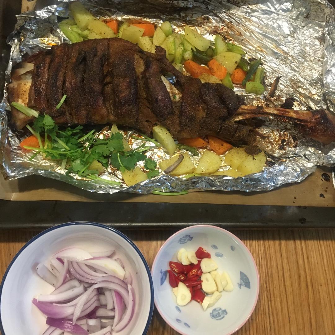 生烤羊腿家庭烤箱版