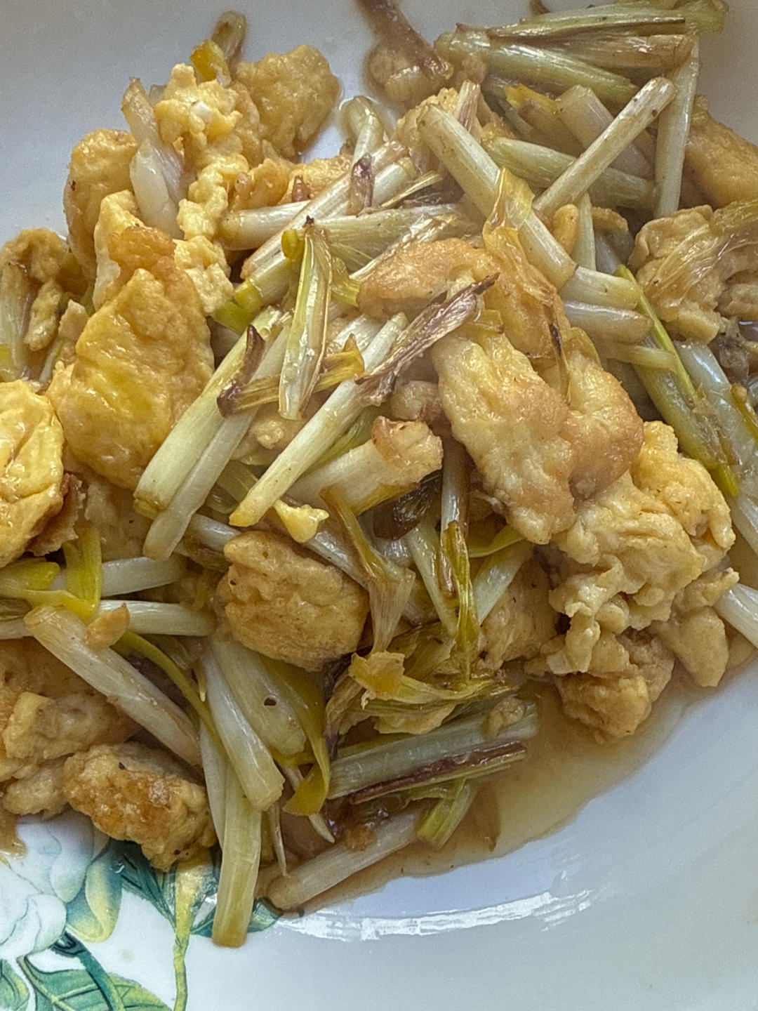蒜黄炒鸡蛋