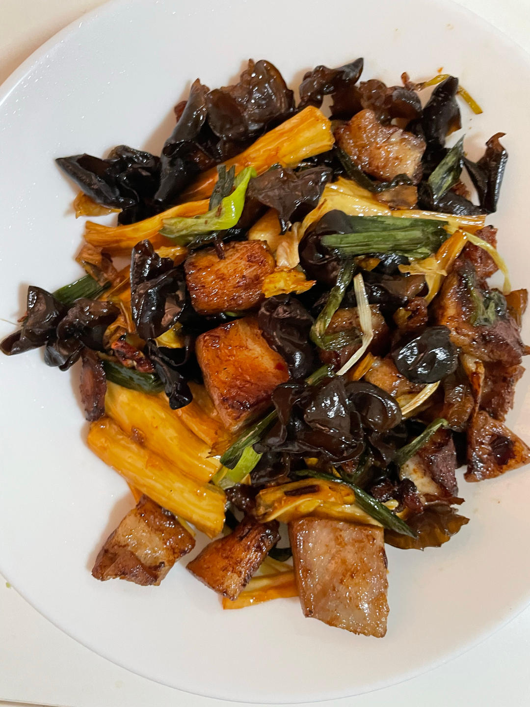 腐竹木耳炒肉片