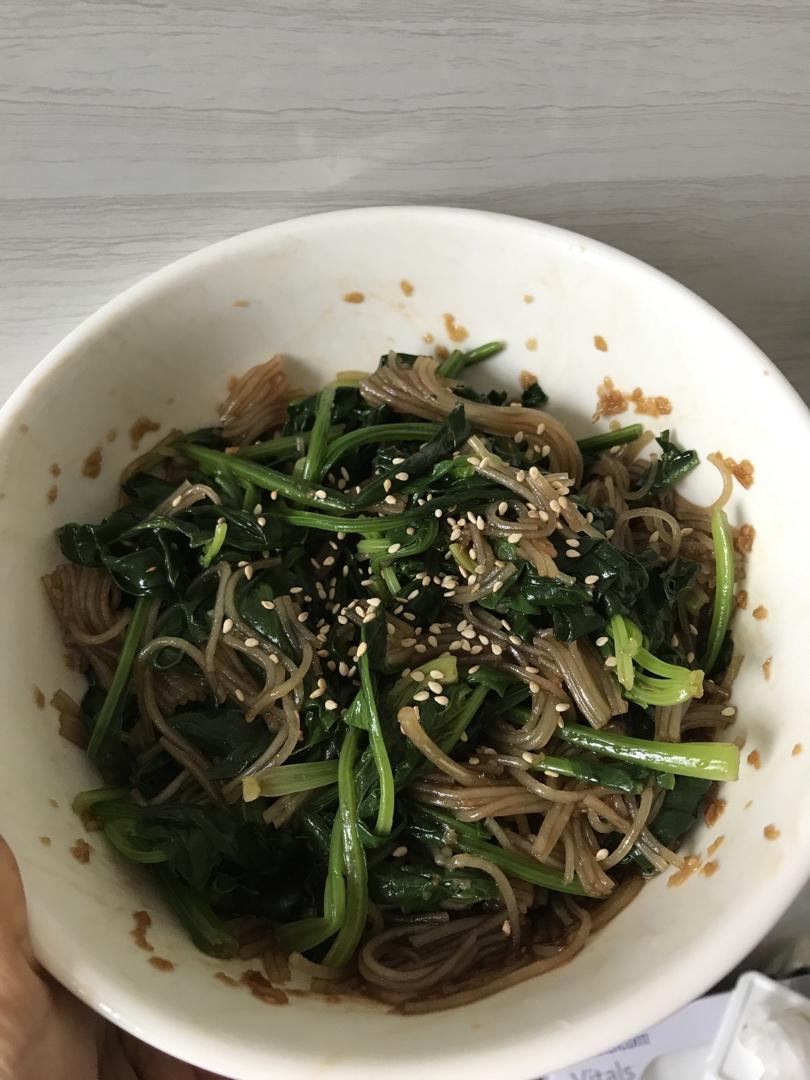 凉拌菠菜粉