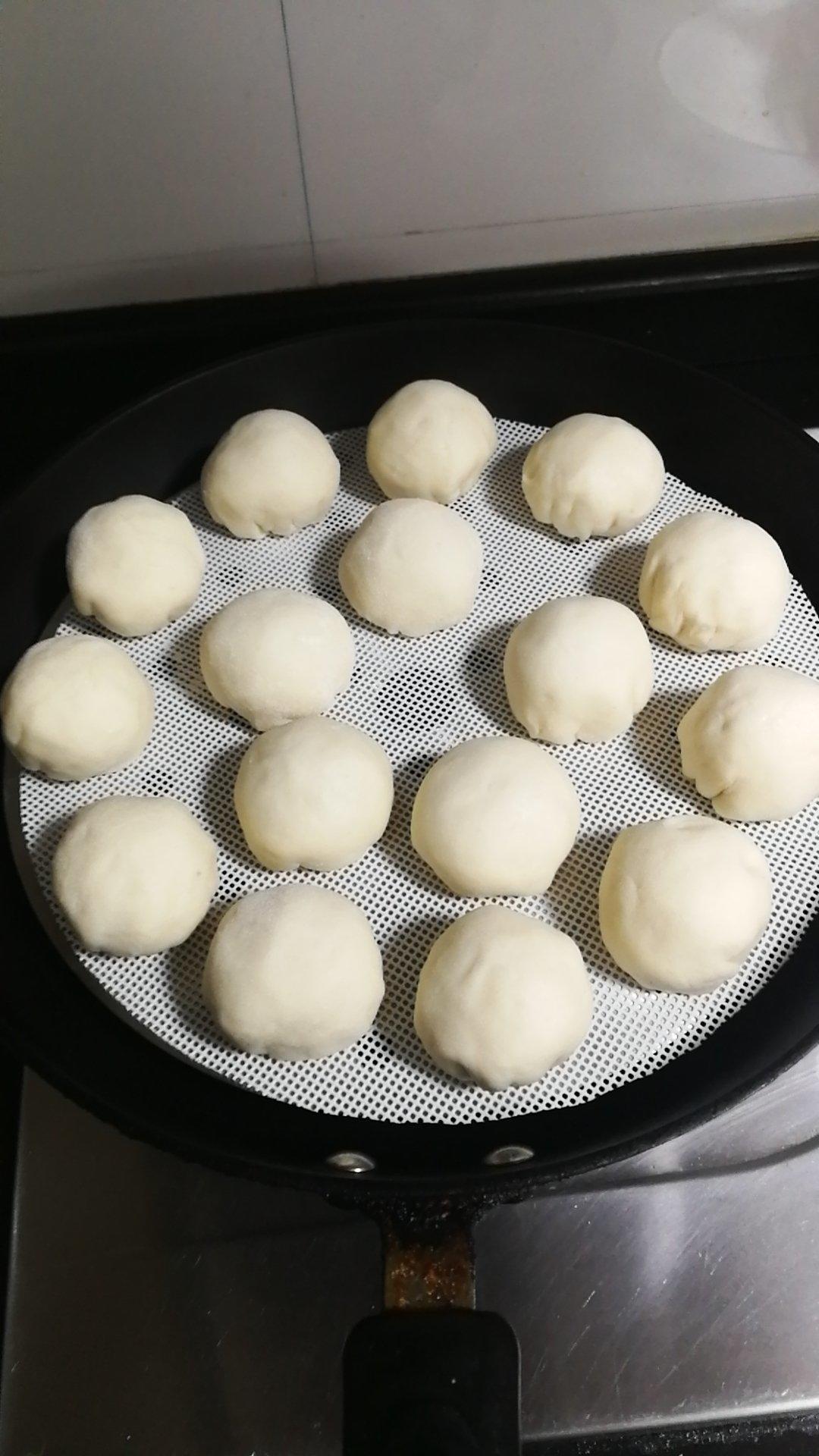 软乎乎的豆沙包