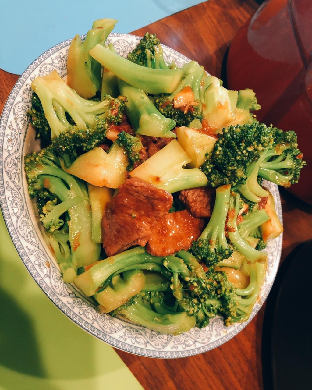 西兰花炒嫩牛肉