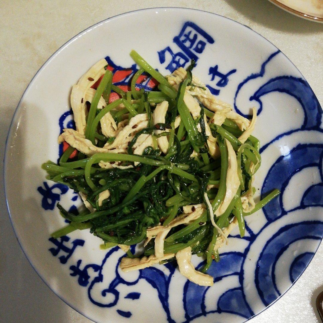 茼蒿拌鸡丝