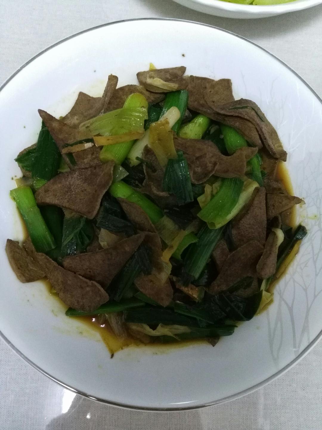 大蒜炒猪肝