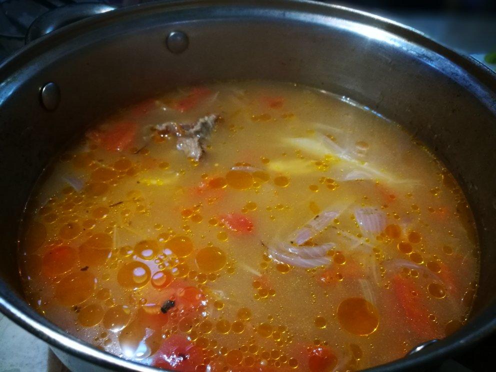 番茄牛尾汤