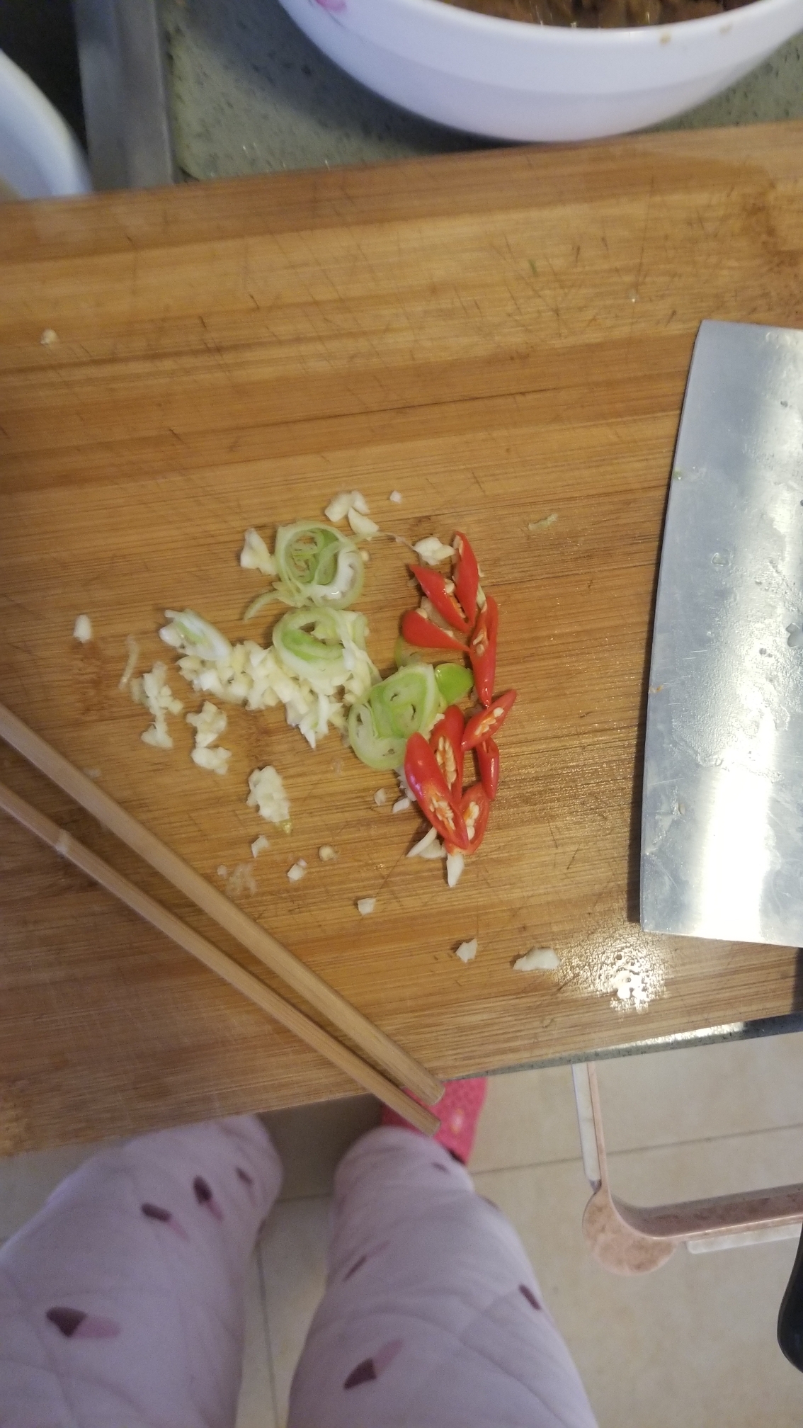 低脂韭菜炒千张丝百叶丝(干豆腐丝)的做法 步骤3