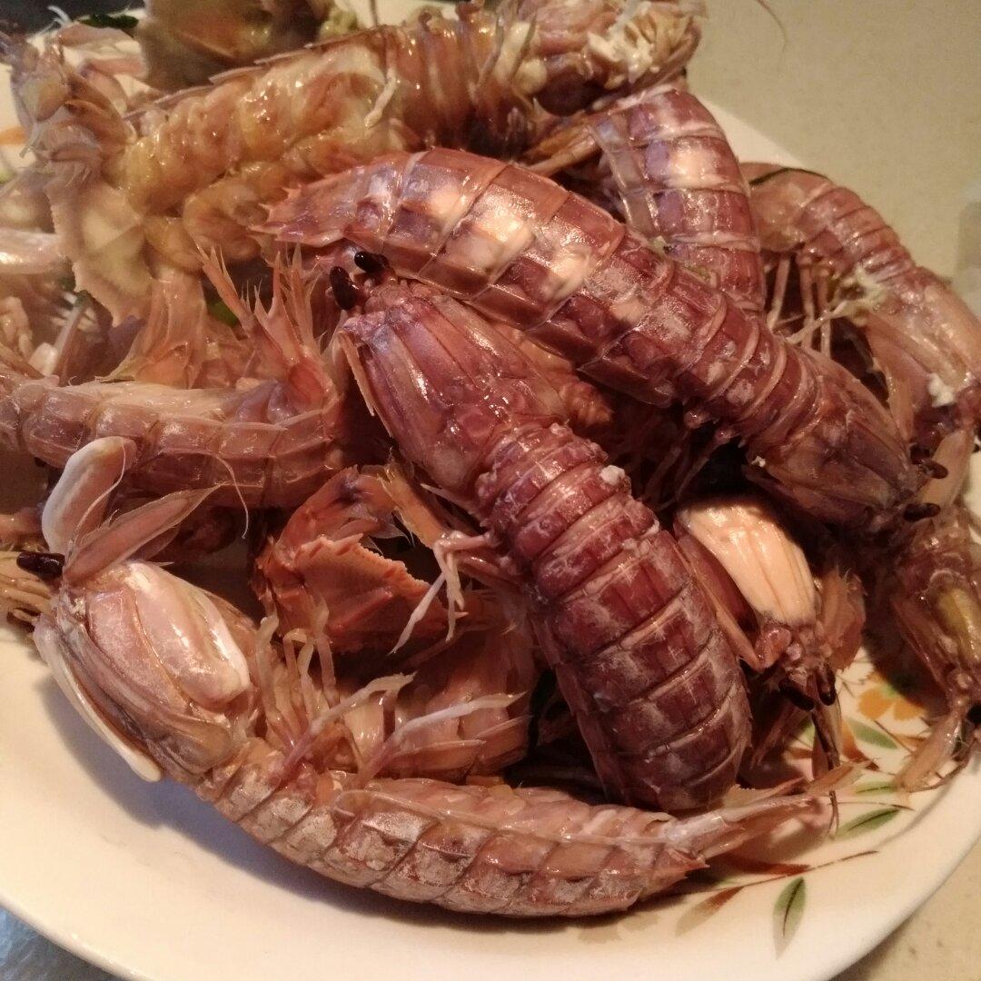 一只厨房老菜鸟做的清蒸皮皮虾