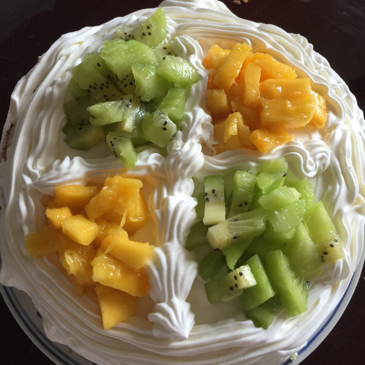 烤箱做蛋糕（戚风蛋糕的做法）