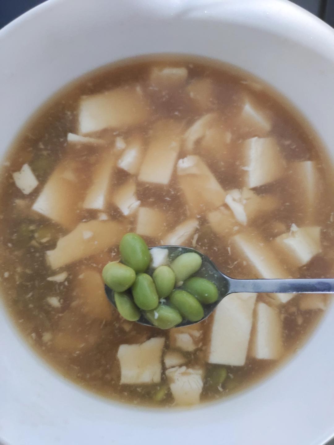 毛豆滚嫩豆腐