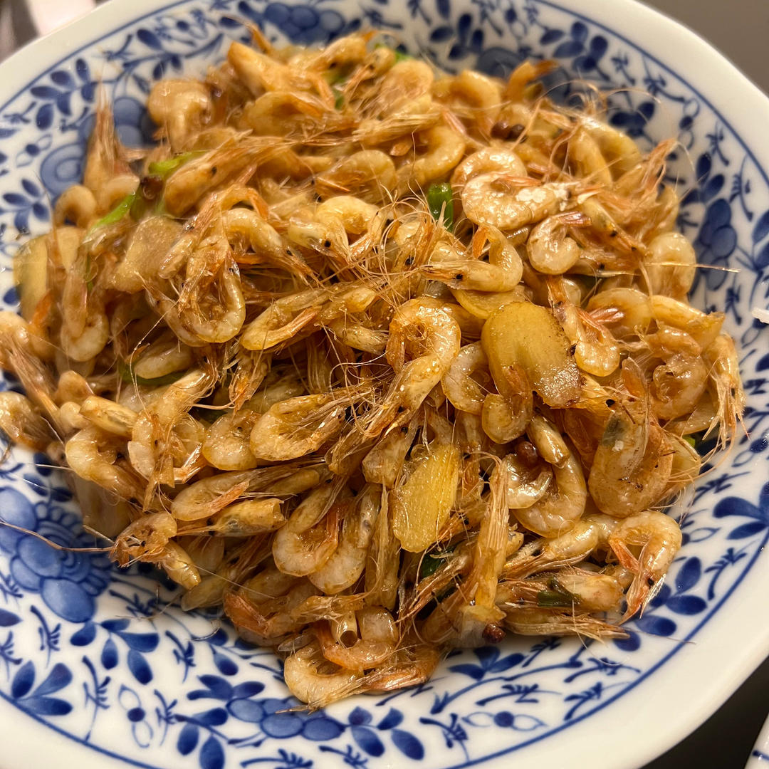 爆炒小河虾