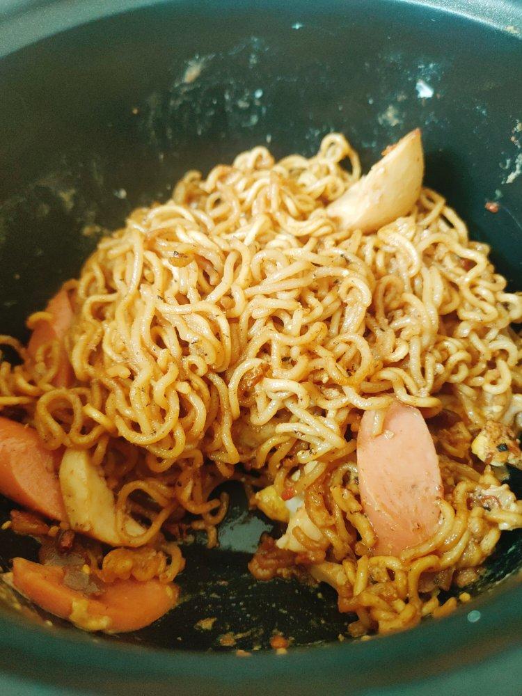 秒杀路边摊的炒方便面