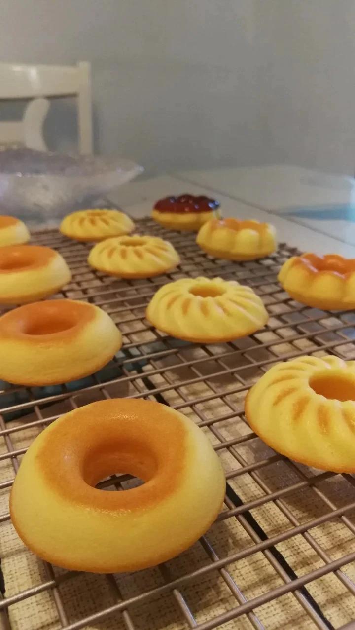 蛋糕甜甜圈