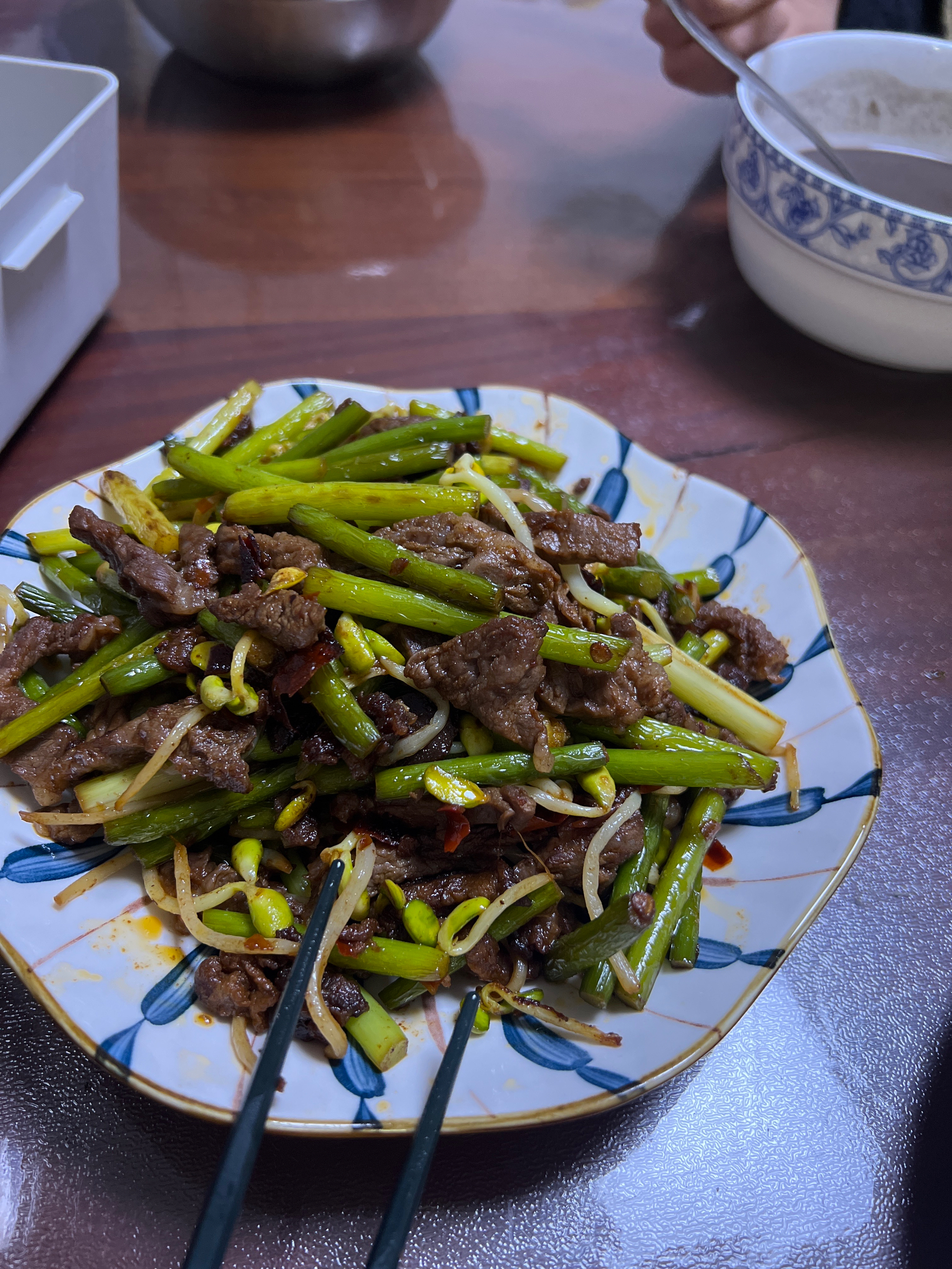 蒜苔豆芽肉丝