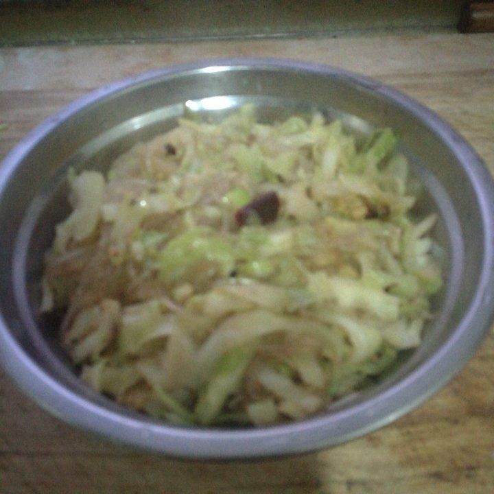 圆白菜炒粉丝