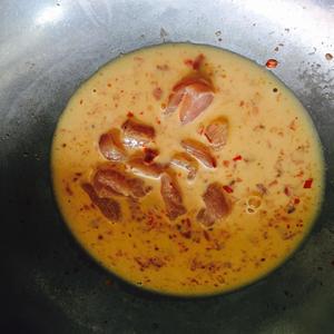 {清迈烹饪班直播}吃上一口就爱上的red curry with chicken（红咖喱鸡）       附送制酱配方的做法 步骤4