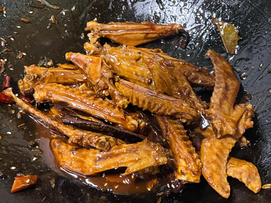 酱香鸭翅