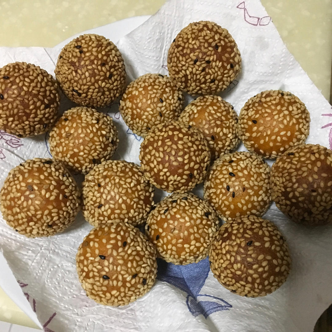 黄金球之一（南瓜芝麻球）
