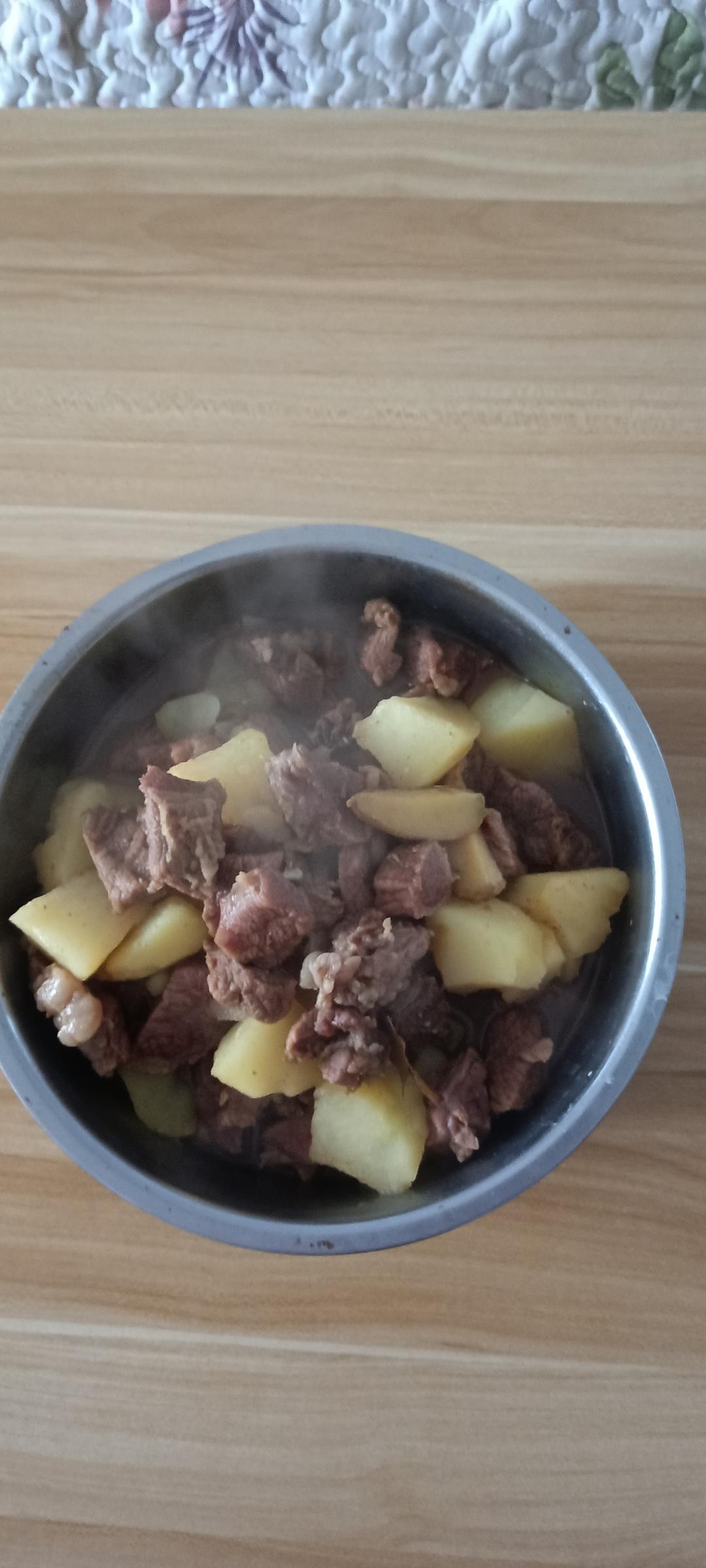 土豆炖牛肉（电饭锅版）