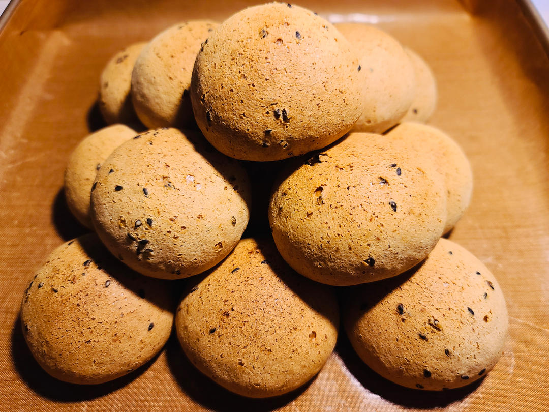 爆浆麻薯、爆浆恐龙蛋、爆浆小团子