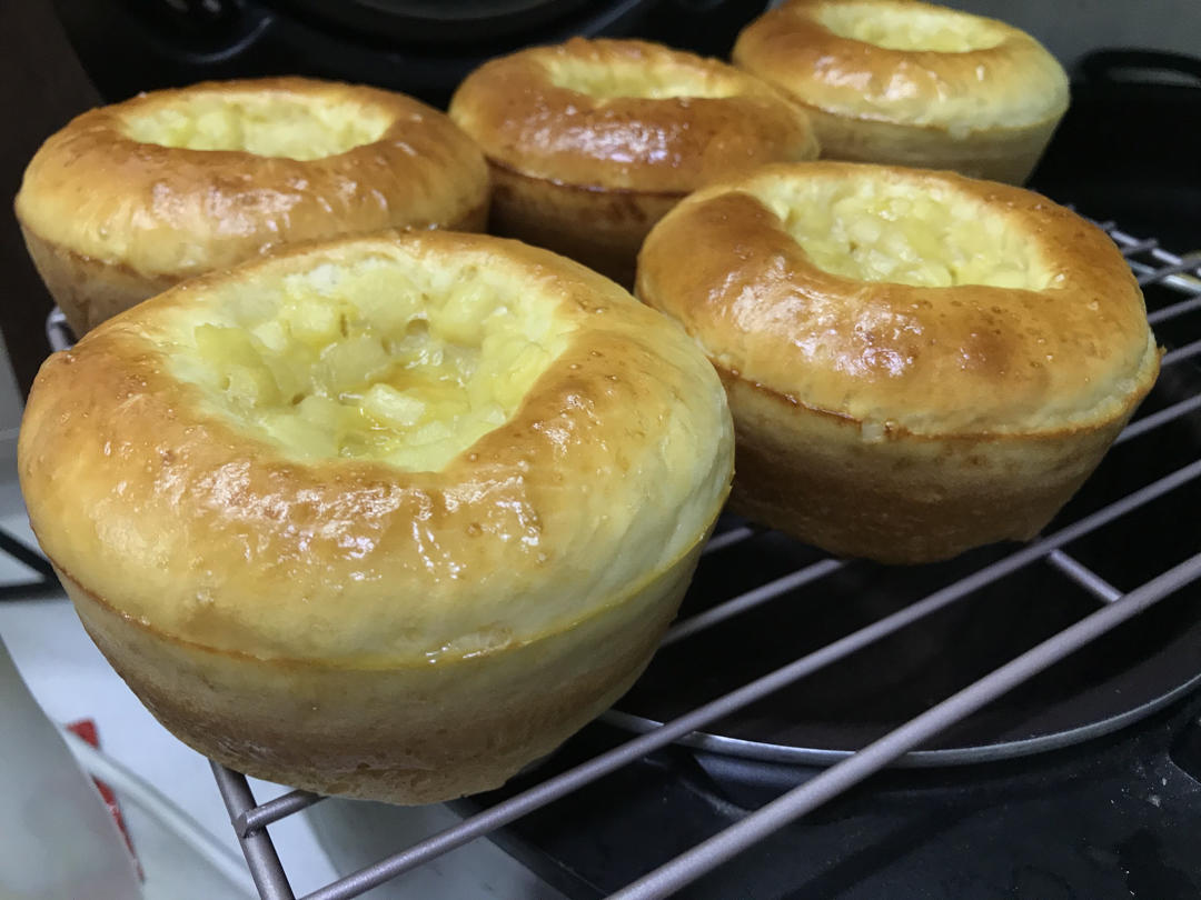 卡仕达苹果面包