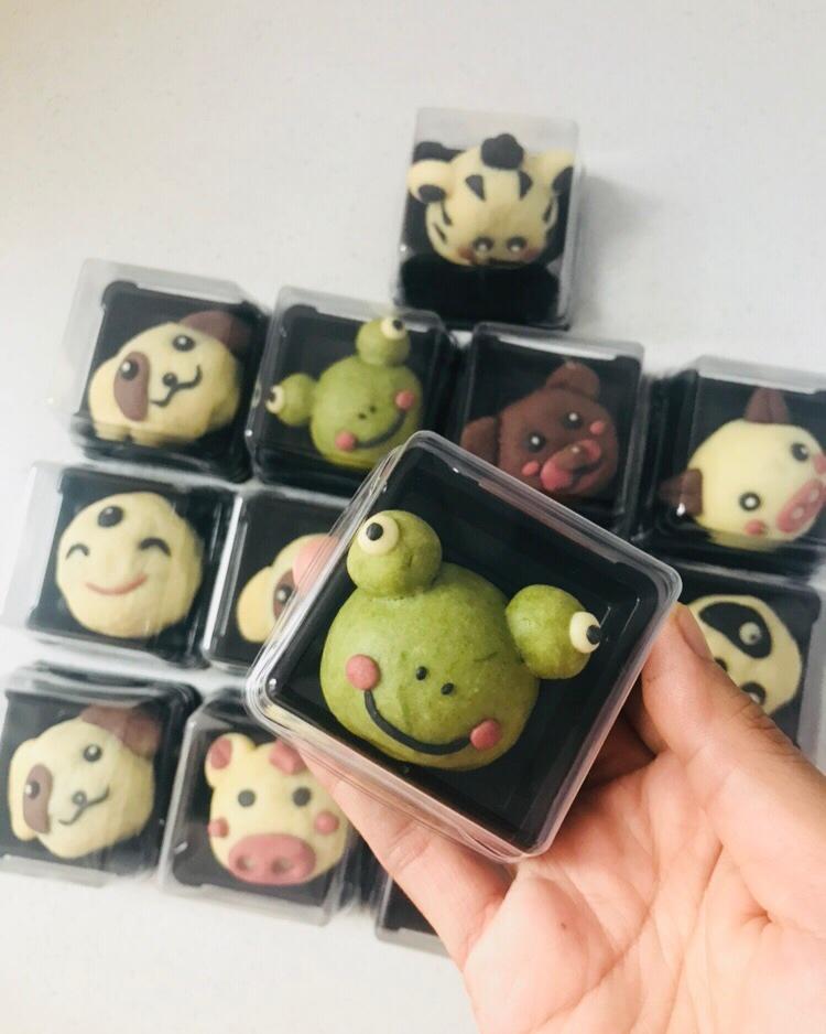 萌萌的卡通月饼