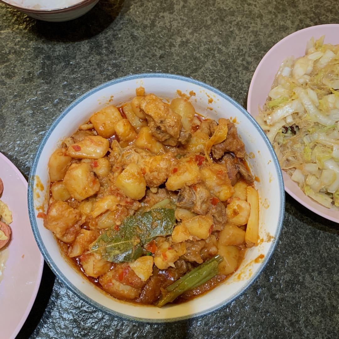 土豆烧排骨
