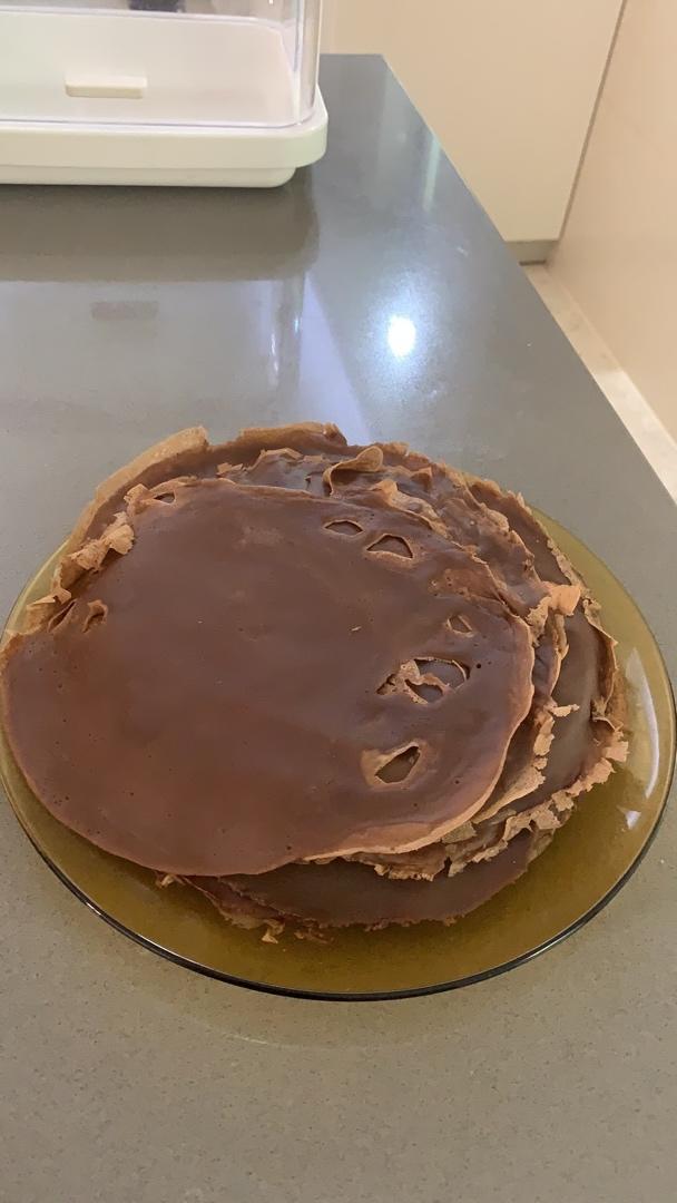 无需烤箱❗️平底锅就能做❗️好吃到流泪的～巧克力千层蛋糕