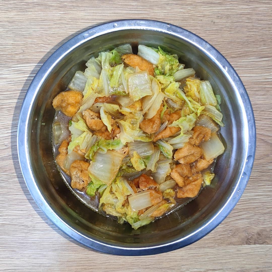 好吃到连汤汁都不剩的白菜焖豆泡，给肉都不换