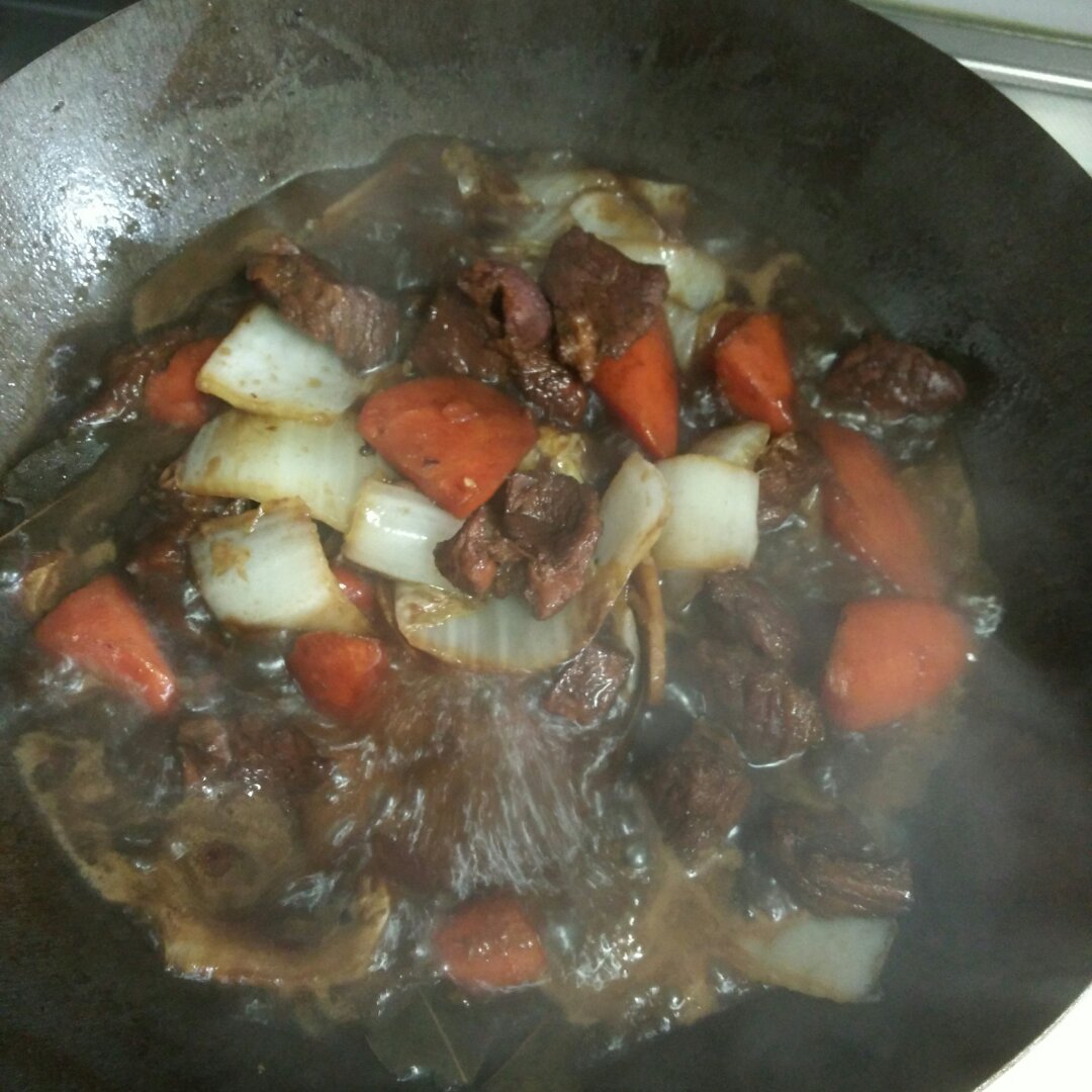 红烧牛腩