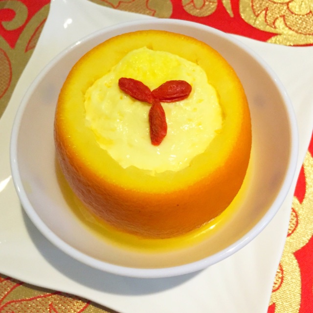 一缕柔纱做的甜橙牛奶蛋羹